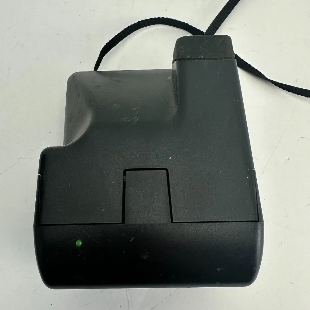 Vintage Polaroid Camera One Step Close Up With Flash Uses 600 Film